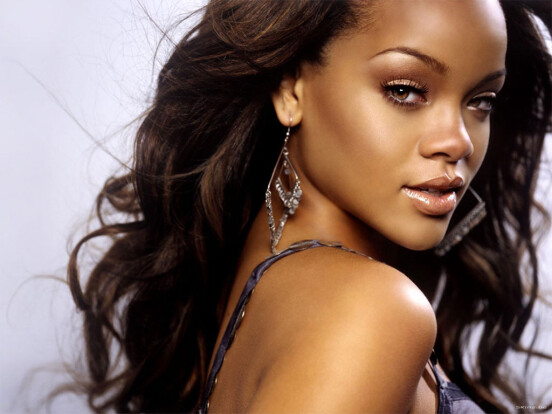 34 Rihanna